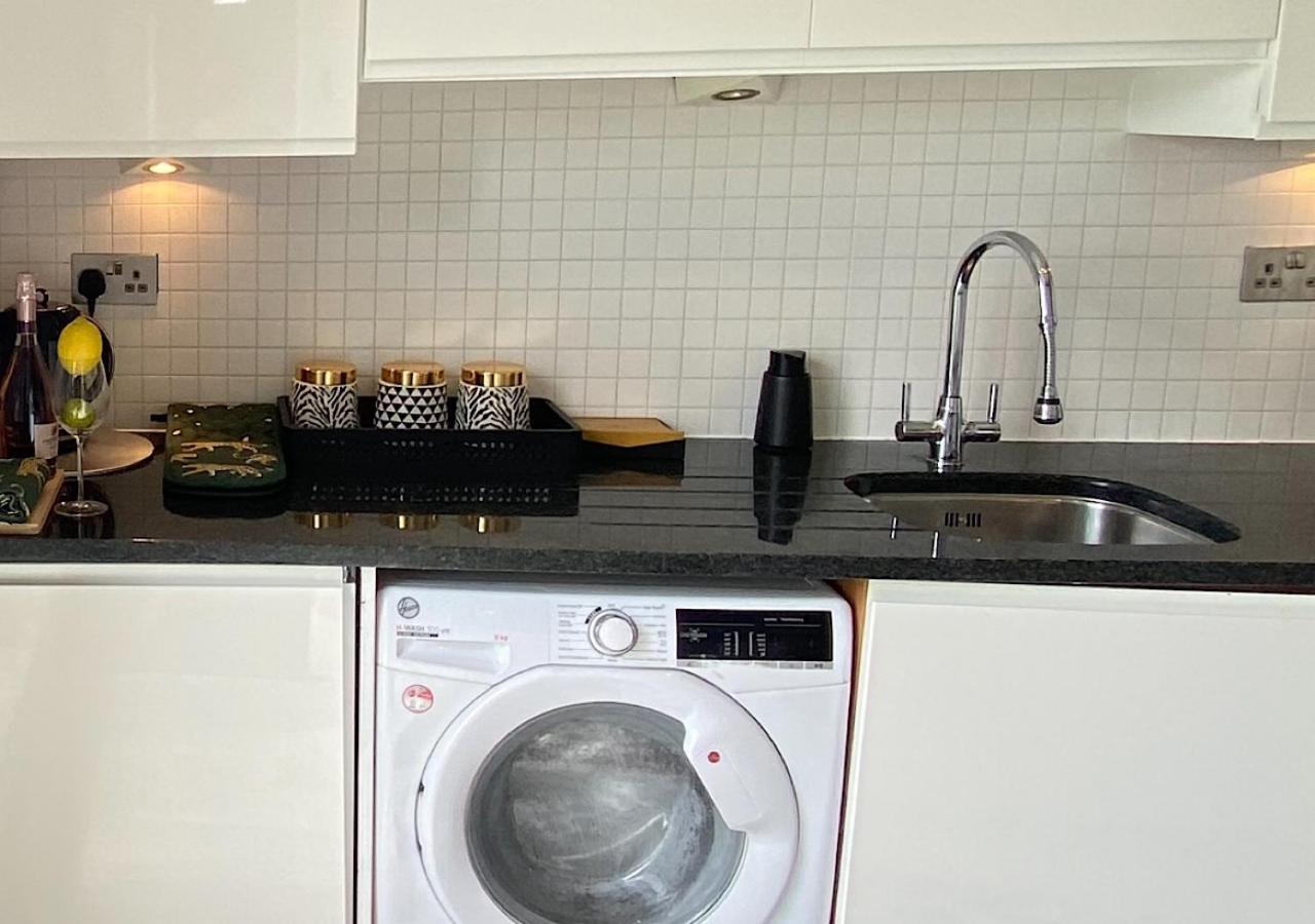 Glasgow Two Bedroom Penthouse Екстер'єр фото